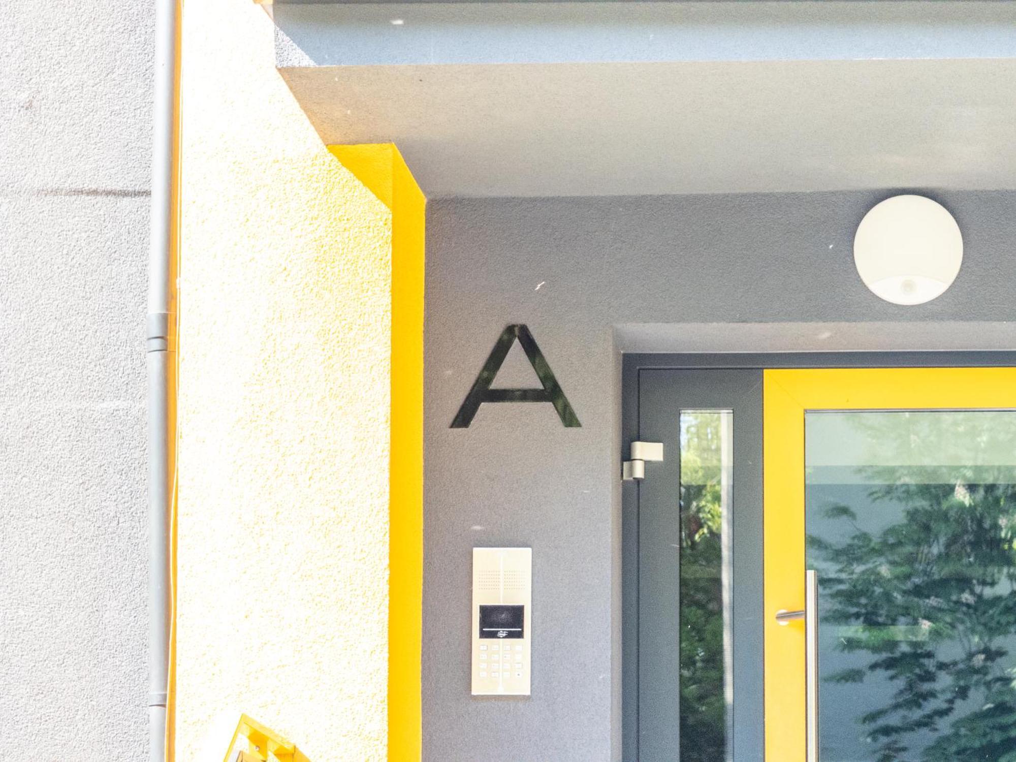 Apartament Fala Metro Sgh Klub Stodola Parking Parkview Fast Wifi Warschau Exterior foto